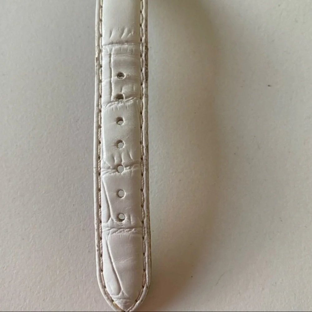 Style & Co Gold Diamond and White Leather Round Face  Watch EUC